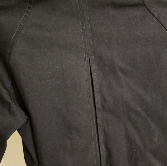 Theory Cropped Belted Jacket - Picture 6 of 7